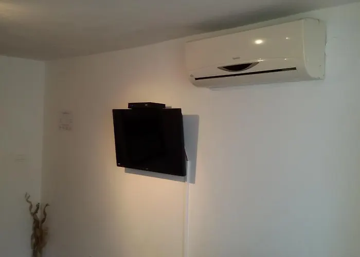 Апартаменты Andrea *